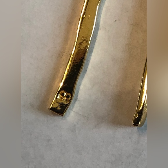 Gorjana *Rare* Taner Bar Earrings - Picture 6 of 6